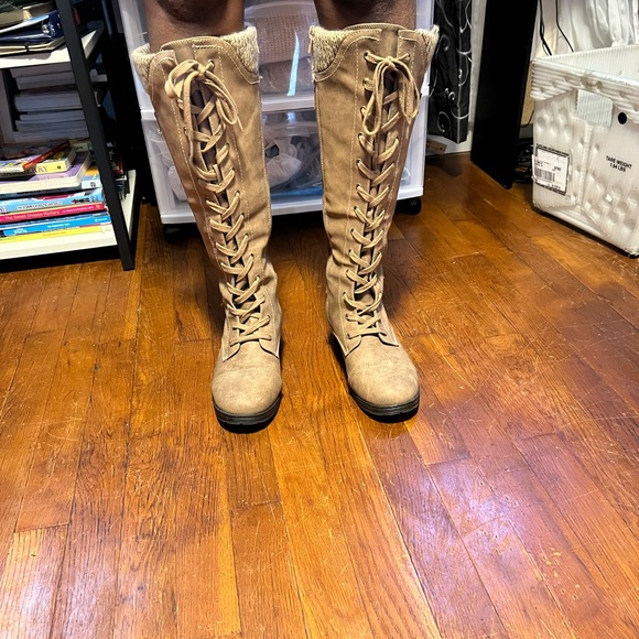 Shoe dazzle. Brown. 8.5 - Picture 11 of 13